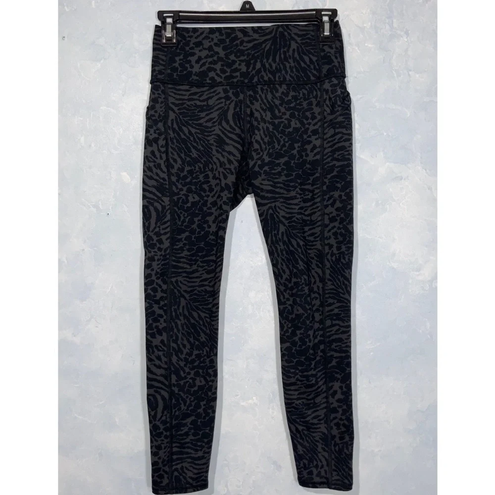 All In Motion Girls Black & Gray Animal Print Leggings & Black Sweat Pants XL 14